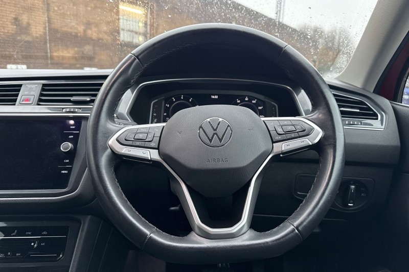 2022 (72) VOLKSWAGEN TIGUAN ALLSPACE 1.5 TSI Life 5dr DSG 5113830