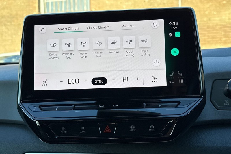 2021 (71) VOLKSWAGEN ID.3 150kW Life Pro Performance 58kWh 5dr Auto 5125000