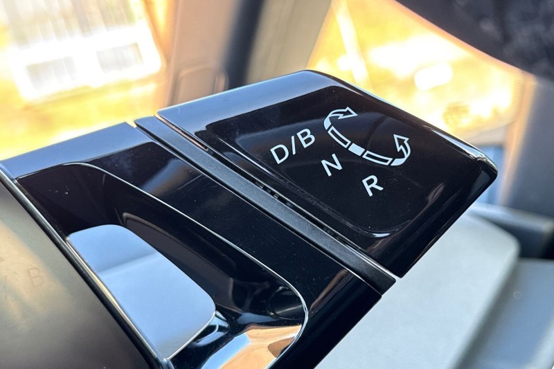 2021 (71) VOLKSWAGEN ID.3 150kW Life Pro Performance 58kWh 5dr Auto 5125003