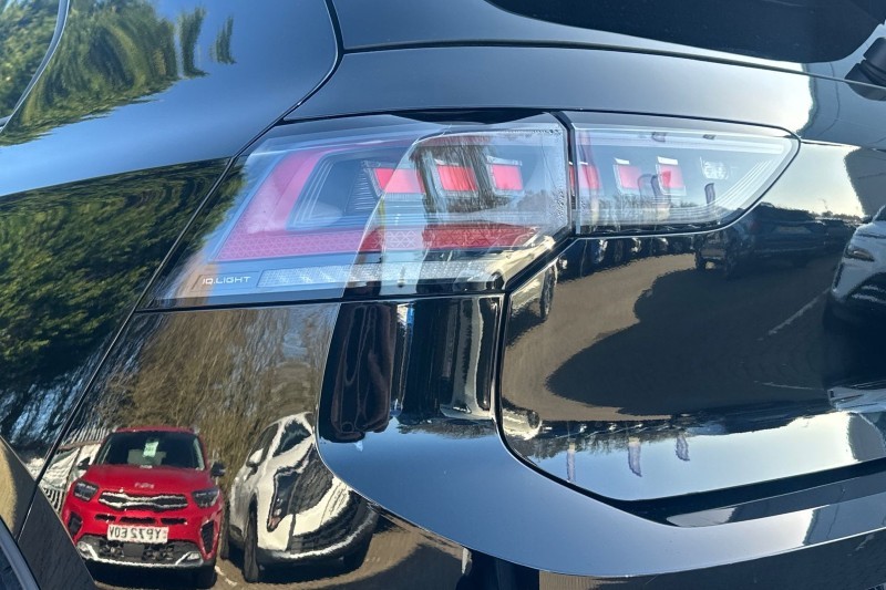 2024 (74) VOLKSWAGEN GOLF 2.0 TSI 333 R Black Edition 4Motion 5dr DSG 5127629