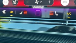 2024 (74) VOLKSWAGEN GOLF 2.0 TSI 333 R Black Edition 4Motion 5dr DSG 5127619