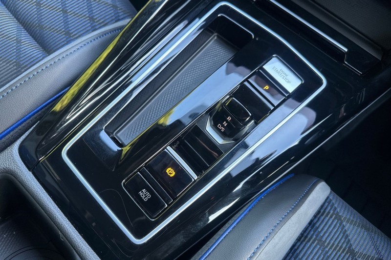 2024 (74) VOLKSWAGEN GOLF 2.0 TSI 333 R Black Edition 4Motion 5dr DSG 5127621