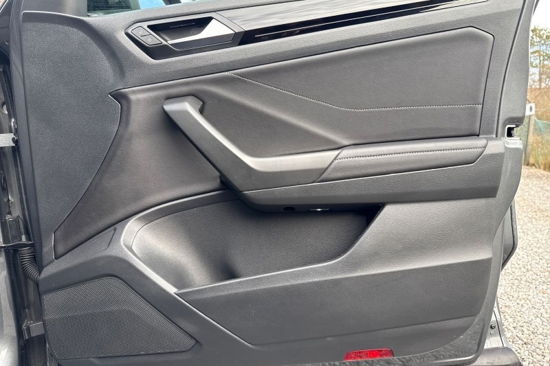 2023 (72) VOLKSWAGEN T-ROC 1.5 TSI R-Line 5dr 5118149