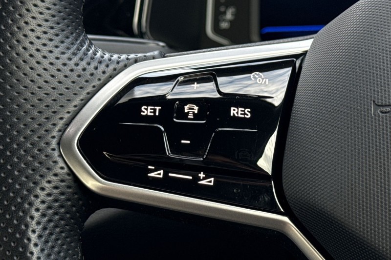 2023 (72) VOLKSWAGEN T-ROC 1.5 TSI R-Line 5dr 5118156