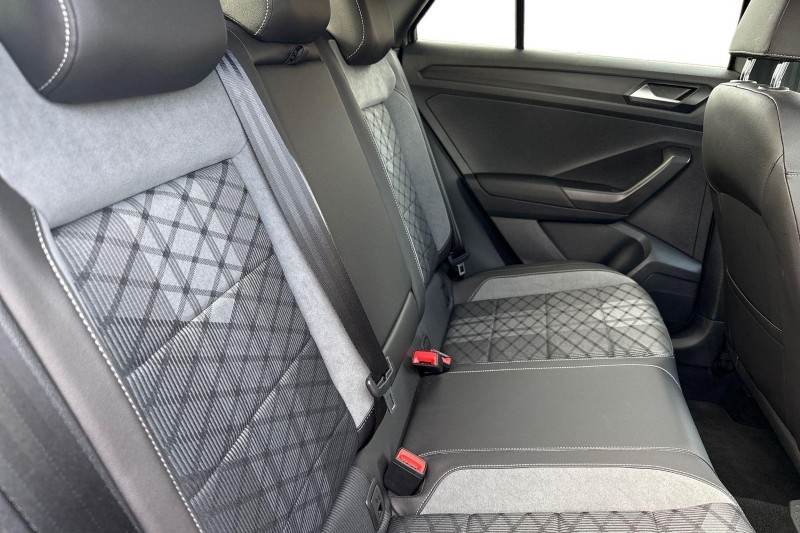 2023 (72) VOLKSWAGEN T-ROC 1.5 TSI R-Line 5dr 5118142