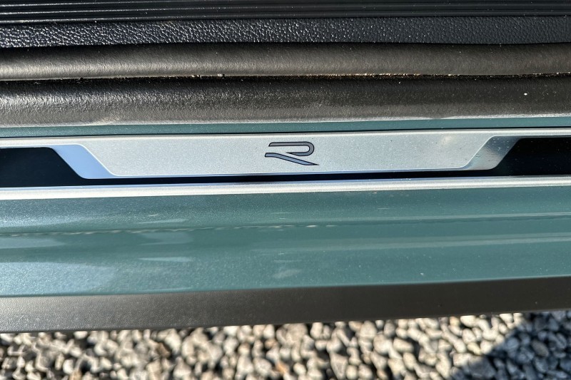 2023 (23) VOLKSWAGEN T-ROC 2.0 TDI 150 EVO R-Line 5dr DSG 5132757