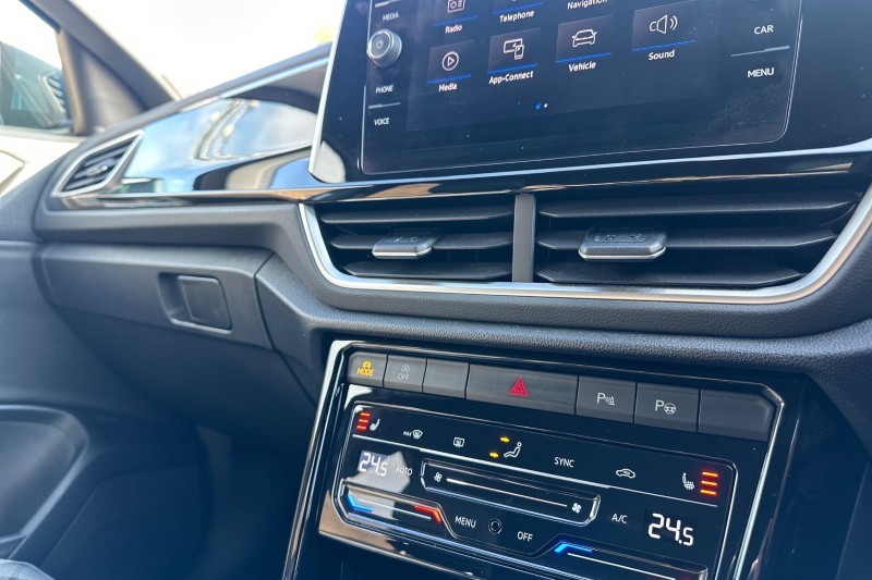 2023 (23) VOLKSWAGEN T-ROC 2.0 TDI 150 EVO R-Line 5dr DSG 5132746