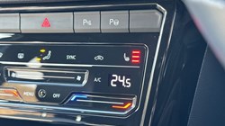 2023 (23) VOLKSWAGEN T-ROC 2.0 TDI 150 EVO R-Line 5dr DSG 5132745