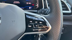 2023 (23) VOLKSWAGEN T-ROC 2.0 TDI 150 EVO R-Line 5dr DSG 5132736