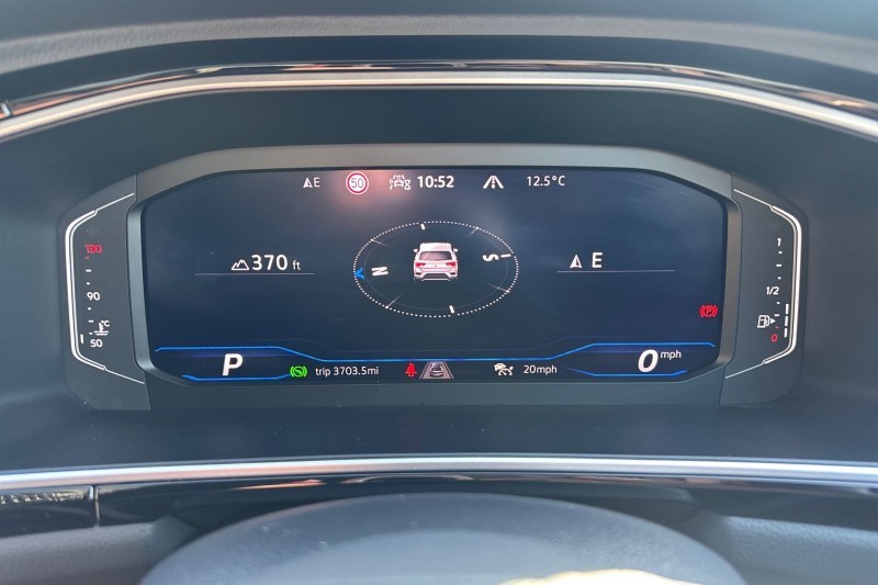 2023 (23) VOLKSWAGEN T-ROC 2.0 TDI 150 EVO R-Line 5dr DSG 5132737