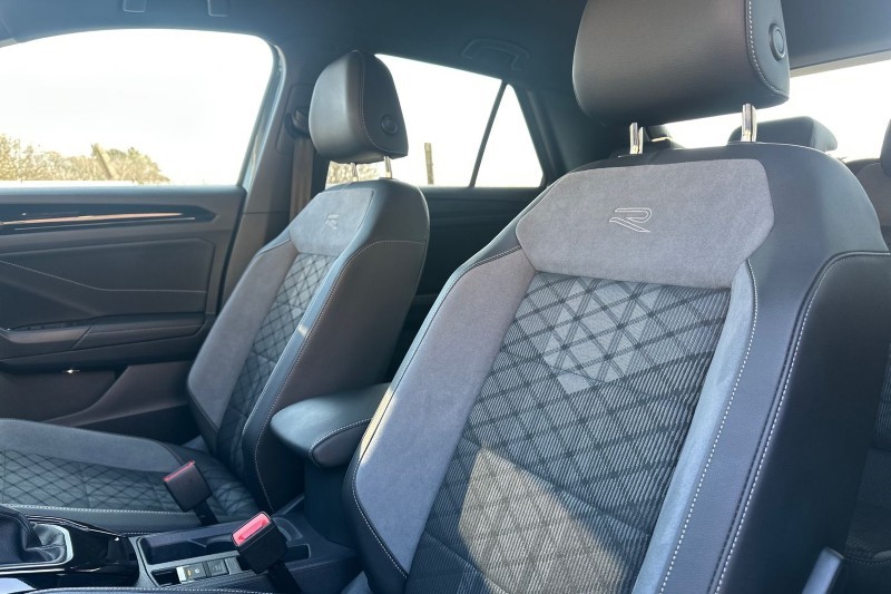 2023 (23) VOLKSWAGEN T-ROC 2.0 TDI 150 EVO R-Line 5dr DSG 5132748