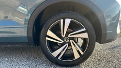 2023 (23) VOLKSWAGEN T-ROC 2.0 TDI 150 EVO R-Line 5dr DSG 5132725
