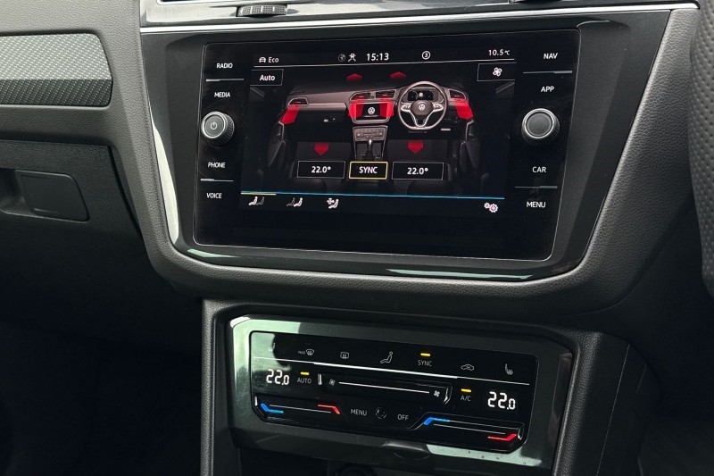 2024 (73) VOLKSWAGEN TIGUAN 2.0 TDI R-Line Edition 5dr DSG 5118477