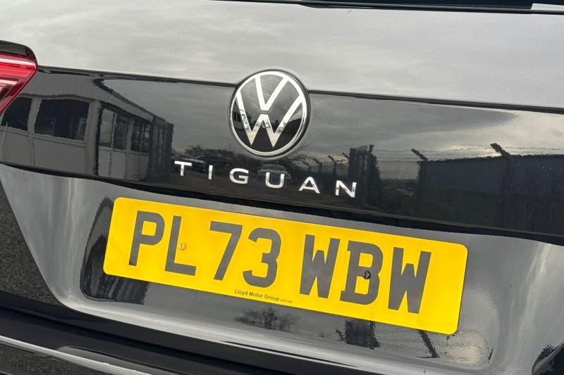 2024 (73) VOLKSWAGEN TIGUAN 2.0 TDI R-Line Edition 5dr DSG 5118492