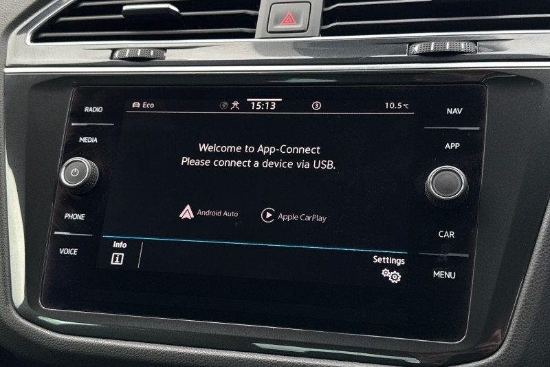 2024 (73) VOLKSWAGEN TIGUAN 2.0 TDI R-Line Edition 5dr DSG 5118476