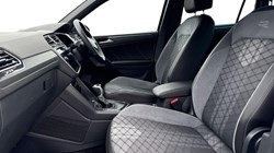 2024 (73) VOLKSWAGEN TIGUAN 2.0 TDI R-Line Edition 5dr DSG 5118455