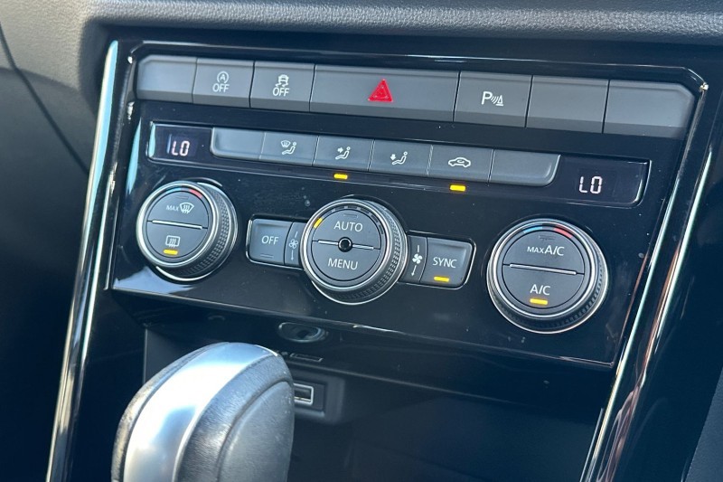 2019 (69) VOLKSWAGEN T-ROC 2.0 TSI 4MOTION R 5dr DSG 5124960