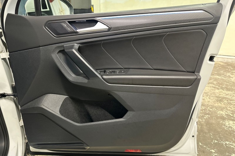 2022 (72) VOLKSWAGEN TIGUAN 2.0 TSI 4Motion R-Line 5dr DSG 5101487