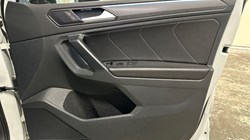2022 (72) VOLKSWAGEN TIGUAN 2.0 TSI 4Motion R-Line 5dr DSG 5101487
