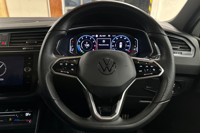 2022 (72) VOLKSWAGEN TIGUAN 2.0 TSI 4Motion R-Line 5dr DSG 5101493