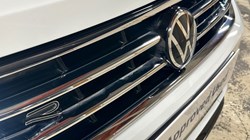 2022 (72) VOLKSWAGEN TIGUAN 2.0 TSI 4Motion R-Line 5dr DSG 5101513
