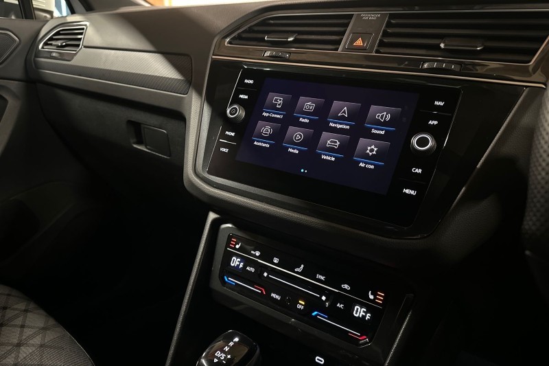 2022 (72) VOLKSWAGEN TIGUAN 2.0 TSI 4Motion R-Line 5dr DSG 5101505