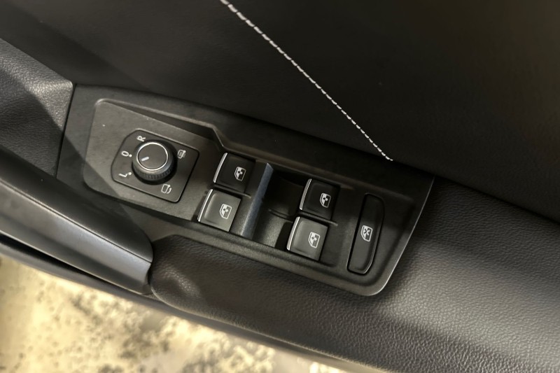 2022 (72) VOLKSWAGEN TIGUAN 2.0 TSI 4Motion R-Line 5dr DSG 5101489