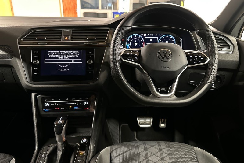 2022 (72) VOLKSWAGEN TIGUAN 2.0 TSI 4Motion R-Line 5dr DSG 5101497