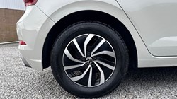 2022 (22) VOLKSWAGEN POLO 1.0 Life 5dr 5118423
