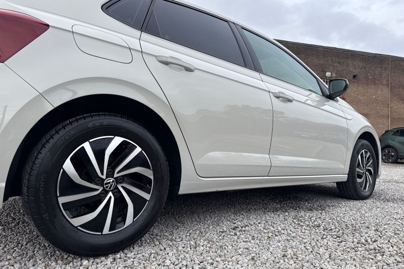 2022 (22) VOLKSWAGEN POLO 1.0 Life 5dr 5118446