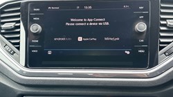 2020 (20) VOLKSWAGEN T-ROC 1.5 TSI EVO R-Line 5dr 5159808