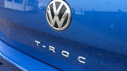 2020 (20) VOLKSWAGEN T-ROC 1.5 TSI EVO R-Line 5dr 5159822