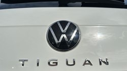 2022 (22) VOLKSWAGEN TIGUAN 1.5 TSI 150 R-Line 5dr DSG 5115559
