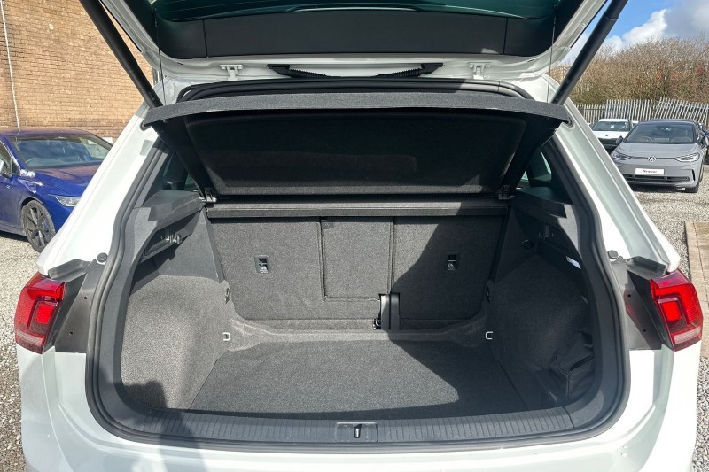 2022 (22) VOLKSWAGEN TIGUAN 1.5 TSI 150 R-Line 5dr DSG 5115552