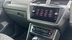 2022 (22) VOLKSWAGEN TIGUAN 1.5 TSI 150 R-Line 5dr DSG 5115548