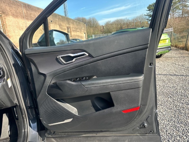 2025 (74) KIA SPORTAGE 1.6T GDi 207 HEV 3 5dr Auto 5138332