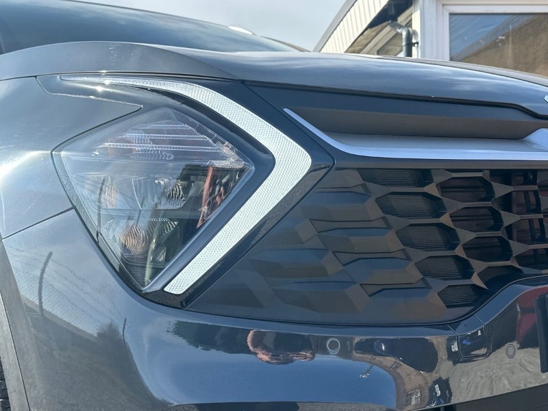 2025 (74) KIA SPORTAGE 1.6T GDi 207 HEV 3 5dr Auto 5138357