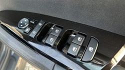 2025 (74) KIA SPORTAGE 1.6T GDi 207 HEV 3 5dr Auto 5138334