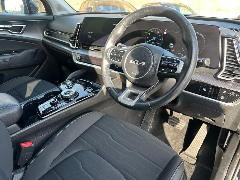 2025 (74) KIA SPORTAGE 1.6T GDi 207 HEV 3 5dr Auto 5138331