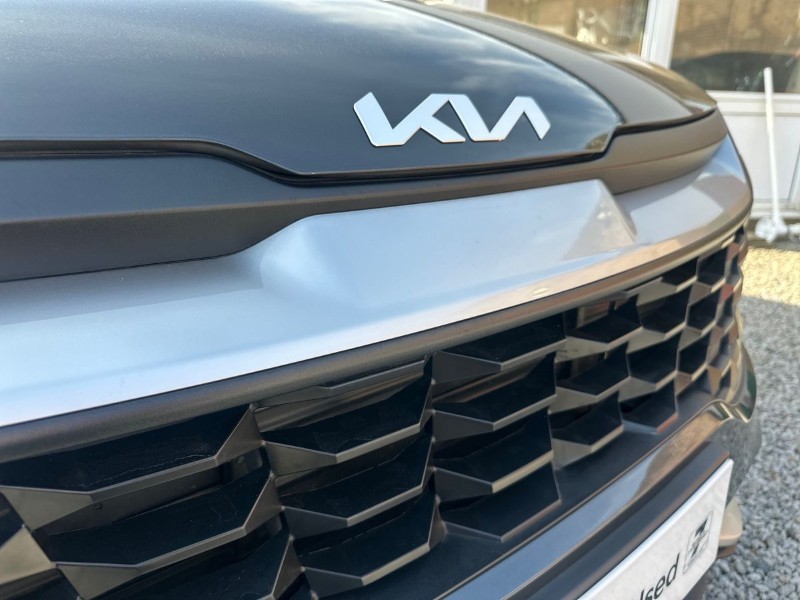 2025 (74) KIA SPORTAGE 1.6T GDi 207 HEV 3 5dr Auto 5138358