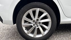 2024 (24) SKODA KAMIQ 1.0 TSI 95 SE 5dr 5167815