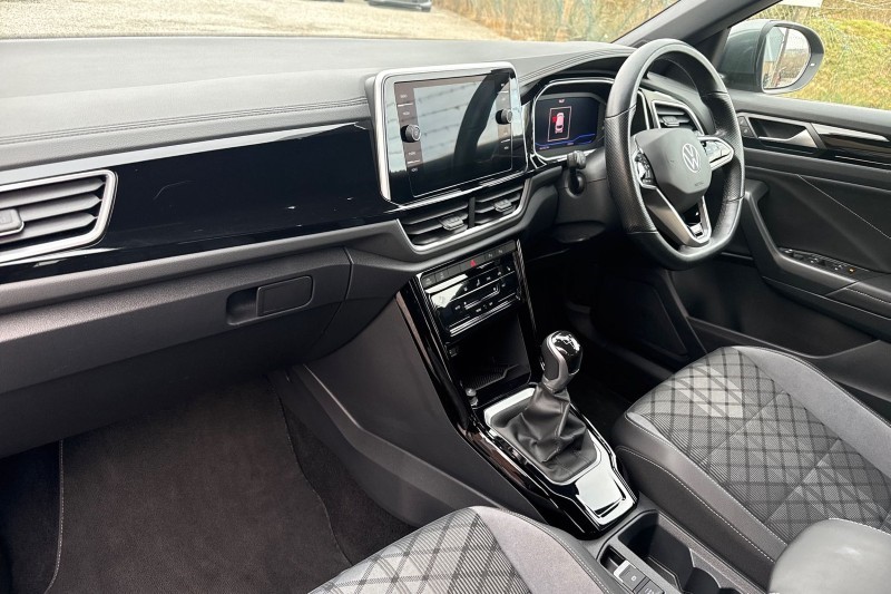 2023 (72) VOLKSWAGEN T-ROC 1.5 TSI R-Line 5dr 5118633