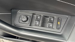 2023 (72) VOLKSWAGEN T-ROC 1.5 TSI R-Line 5dr 5118616