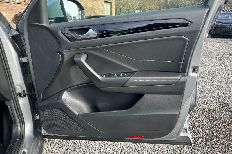 2022 (72) VOLKSWAGEN T-ROC 1.5 TSI R-Line 5dr DSG 5163751