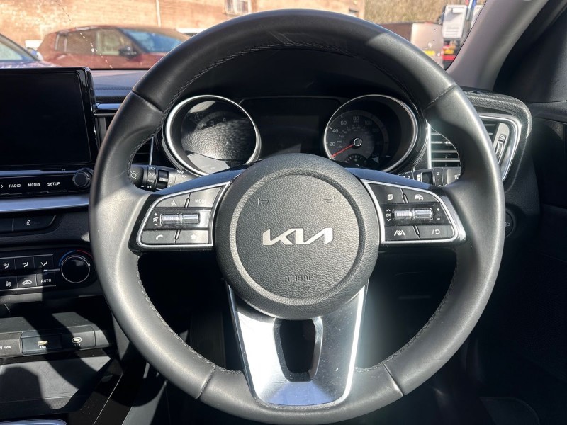 2023 (23) KIA CEED 1.5T GDi ISG 3 5dr 5227941