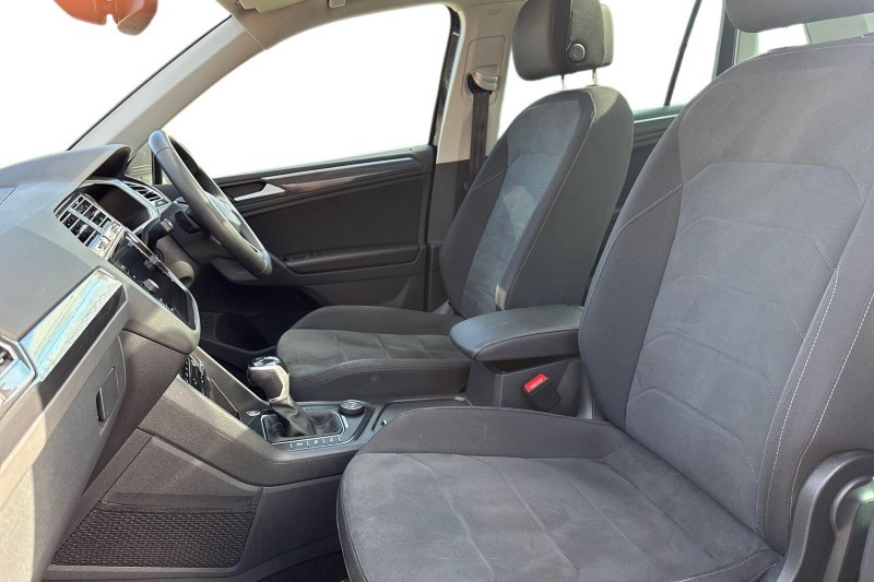 2023 (23) VOLKSWAGEN TIGUAN 2.0 TDI 4Motion Elegance 5dr DSG 5146533