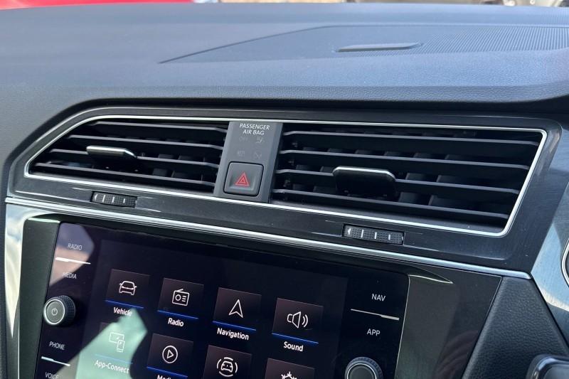 2023 (23) VOLKSWAGEN TIGUAN 2.0 TDI 4Motion Elegance 5dr DSG 5146560