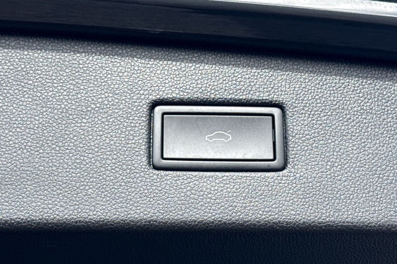 2023 (23) VOLKSWAGEN TIGUAN 2.0 TDI 4Motion Elegance 5dr DSG 5146565