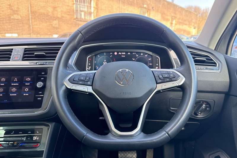 2023 (23) VOLKSWAGEN TIGUAN 2.0 TDI 4Motion Elegance 5dr DSG 5146548