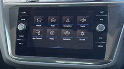 2023 (23) VOLKSWAGEN TIGUAN 2.0 TDI 4Motion Elegance 5dr DSG 5146553